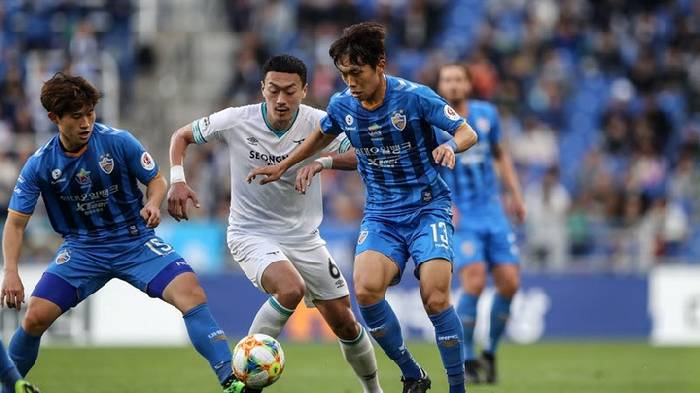 Nhận định, soi kèo Ulsan Hyundai vs Gwangju, 17h00 ngày 28/8: Tin vào chủ nhà